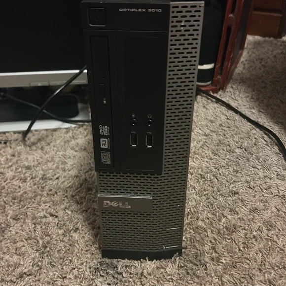 Desktop Computer/PC - Picture 2 of 3